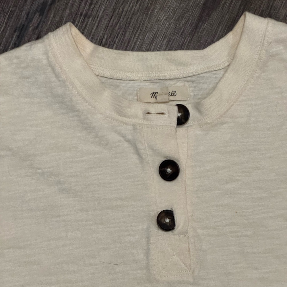 Madewell Women’s Raw Edge Henley Tee Shirt Button Down Cream Sz XXS - Picture 3 of 6
